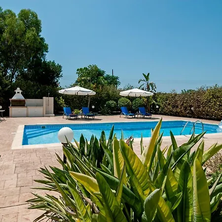 Villa Vivaldi Peyia